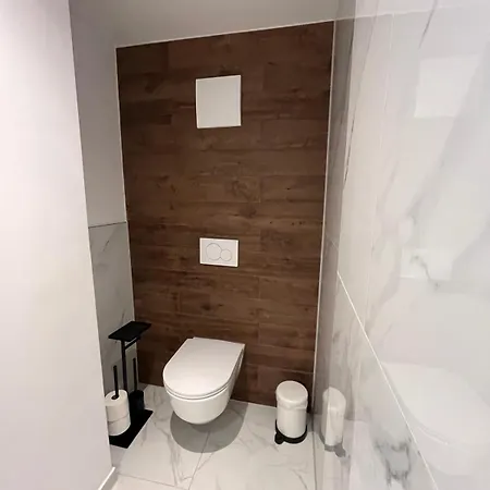 Bloom - See, Berge, Bach Zentral Modern 1-6 Pers Apartment Tegernsee
