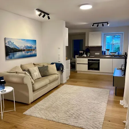 Apartment Bloom - See, Berge, Bach Zentral Modern 1-6 Pers Tegernsee