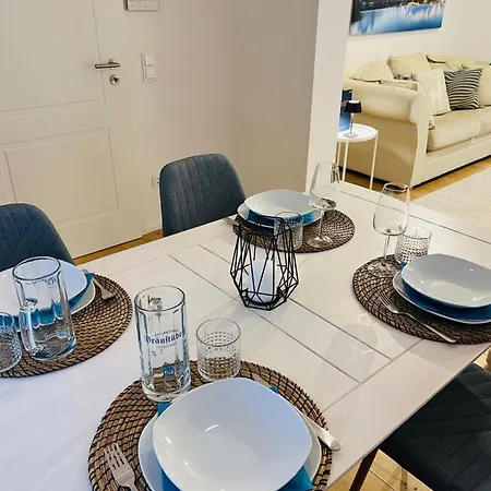 Bloom - See, Berge, Bach Zentral Modern 1-6 Pers Apartment *