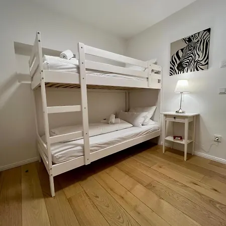 Bloom - See, Berge, Bach Zentral Modern 1-6 Pers Apartment *